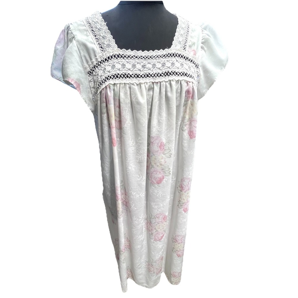 Vtg Nightgown S/M White Floral Embroidered Lace Lingerie Fairy Whimsigoth